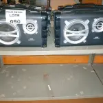 LOTE 090 - 4 CAIXAS DE SOM (NO ESTADO SEM GARANTIA DE FUNCIONAMENTO, SUJEITO A POSSÍVEIS AVARIAS VISÍVEIS/OCULTAS E/OU AUSÊNCIA DE COMPONENTES)