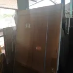 LOTE 356 - PORTA LAMBRIL ALUMÍNIO C/PUXADOR VISION 3 VIDROS 2,10 X 0,90 (NO ESTADO SEM GARANTIA DE FUNCIONAMENTO, SUJEITO A POSSÍVEIS AVARIAS VISÍVEIS/OCULTAS E/OU AUSÊNCIA DE COMPONENTES)