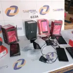 LOTE 033 - 6 CELULARES DIVERSOS (NO ESTADO SEM GARANTIA DE FUNCIONAMENTO, SUJEITO A POSSÍVEIS AVARIAS VISÍVEIS/OCULTAS E/OU AUSÊNCIA DE COMPONENTES)