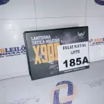 LOTE 185 - LANTERNA TÁTICA MILITAR X900 (NO ESTADO SEM GARANTIA DE FUNCIONAMENTO, SUJEITO A POSSÍVEIS AVARIAS VISÍVEIS/OCULTAS E/OU AUSÊNCIA DE COMPONENTES)