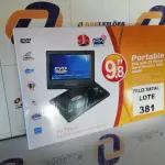 LOTE 381 - DVD PORTATIL 9,8 POLEGADAS (NO ESTADO SEM GARANTIA DE FUNCIONAMENTO, SUJEITO A POSSÍVEIS AVARIAS VISÍVEIS/OCULTAS E/OU AUSÊNCIA DE COMPONENTES)