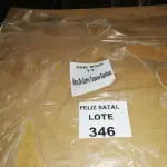 LOTE 346 - MESA DE CENTRO TURQUESA ESPELHADA (NO ESTADO SEM GARANTIA DE FUNCIONAMENTO, SUJEITO A POSSÍVEIS AVARIAS VISÍVEIS/OCULTAS E/OU AUSÊNCIA DE COMPONENTES)
