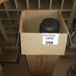 LOTE 298 - DISPENSER PARA ÁLCOOL GEL COM PEDAL (NO ESTADO SEM GARANTIA DE FUNCIONAMENTO, SUJEITO A POSSÍVEIS AVARIAS VISÍVEIS/OCULTAS E/OU AUSÊNCIA DE COMPONENTES)