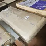 LOTE 349 - DALLA COSTA MESA DE CENTRO COM ESPELHO TB74 (NO ESTADO SEM GARANTIA DE FUNCIONAMENTO, SUJEITO A POSSÍVEIS AVARIAS VISÍVEIS/OCULTAS E/OU AUSÊNCIA DE COMPONENTES)