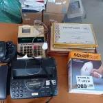 LOTE 089 - 01-LOTE C/CALCULADORA, FAX, CÂMERA DIGITAL, MOLDURAS PARA QUADROS, ASPIRADOR/JATEADOR DE AR.