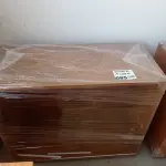 LOTE 085 - 01- ARMÁRIO EM MADEIRA C/ PRATELEIRAS (NO ESTADO)