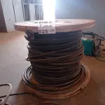 LOTE 025 - 01-CARRETEL DE FIO 4X4MM 06, 1KV (NO ESTADO)