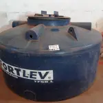LOTE 041 - 01-CAIXA DE D’AGUA 1.500 LITROS (NO ESTADO)