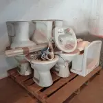 LOTE 074 - 01-LOTE C/08-VASOS SANITÁRIOS, 02-PIAS E01-TANQUE (NO ESTADO)