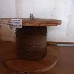 LOTE 068 - 01-CARRETEL DE FIO 1X4MM (NO ESTADO)