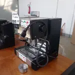 LOTE 095 - 01-CAFETEIRA BREVILLE (NO ESTADO)