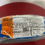 LOTE 117 - 01 ROLO DE CABO FLEXÍVEL LAMEFLAM 2.5MM COM 100 METROS MARCA LAMESA CINZA (NOVO)(NO ESTADO)