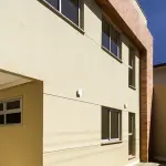 LOTE 001 - 01 PRÉDIO RESIDENCIAL NA CEILÂNDIA SUL, QNM 09, CONJUNTO D LOTE 43.COM TERRENO DE 250 M²E EDIFICAÇÃO COM ÁREA DE 421,19M², POSSUI 09 KITINETES TODAS EM PORCELANATO 72X72, JARDIM DE INVERNO CENTRAL. APARTAMENTOS PRIMEIRO ANDAR 101,102,103 E 104, APARTAMENTOS SEGUNDO ANDAR 201, 202, 203, 204 E 205. (NO ESTADO)(VISITAÇÃO AGENDAR (6198153-0503/WHATSAPP) (NÃO POSSUI DÉBITOS)