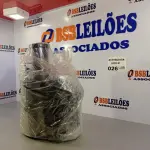 LOTE 026 - 01 EXTRATOR DE SUCOS MARCA MONDIAL COMPLETO. (NO ESTADO, NÃO SABEMOS SE FUNCIONA. LEILÃO NÃO TEM GARANTIA E NEM DEVOLUÇÃO).