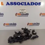 LOTE 015 - 01 LOTE COM VÁRIOS CARREGADORES 3V X 1 AMPERE. (NO ESTADO, NÃO SABEMOS SE FUNCIONA. LEILÃO NÃO TEM GARANTIA E NEM DEVOLUÇÃO).