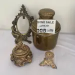 LOTE 005 -  01 PORTA GELO, 01 PORTA RETRATO, 01 PORTA JOIAS E 01 SUPORTE, TODOS EM METAL DOURADO. (NO ESTADO DE CONSERVAÇÃO QUE SE ENCONTRA) 