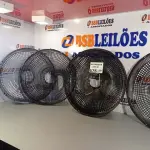 LOTE 075 - 05 GRADES DE VENTILADORES DIVERSOS. (NO ESTADO, NÃO SABEMOS SE FUNCIONA. LEILÃO NÃO TEM GARANTIA E NEM DEVOLUÇÃO).