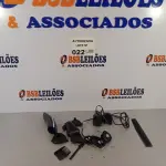 LOTE 022 - 01 KIT DA MÁQUINA DE CORTAR CABELO MARCA MONDIAL. (NO ESTADO, NÃO SABEMOS SE FUNCIONA. LEILÃO NÃO TEM GARANTIA E NEM DEVOLUÇÃO).