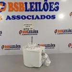 LOTE 072 - 01 MOTOR DO VENTILADOR DE PAREDE VENTISOL. (NO ESTADO, NÃO SABEMOS SE FUNCIONA. LEILÃO NÃO TEM GARANTIA E NEM DEVOLUÇÃO).