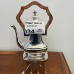 LOTE 034 - 01 SAMOVÀR EM PRATA, COM ALÇA EM JACARANDÀ E SUPORTE PARA AQUECIMENTO EM PRATA. (NO ESTADO DE CONSERVAÇÃO QUE SE ENCONTRA)