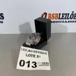 LOTE 013 - 01 RELÓGIO FULL METALL PRATEADO (NO ESTADO, NÃO SABEMOS SE FUNCIONA. LEILÃO NÃO TEM GARANTIA E NEM DEVOLUÇÃO)