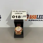 LOTE 018 - 01 RELÓGIO FULL METALL DOURADO (NO ESTADO, NÃO SABEMOS SE FUNCIONA. LEILÃO NÃO TEM GARANTIA E NEM DEVOLUÇÃO)