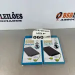 LOTE 060 - 02 POWERBANKS NA COR BRANCA (NO ESTADO, NÃO SABEMOS SE FUNCIONA. LEILÃO NÃO TEM GARANTIA E NEM DEVOLUÇÃO)