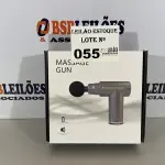 LOTE 055 - 01 PISTOLA DE MASSAGEM NA COR VERMELHA CROMADA (NO ESTADO, NÃO SABEMOS SE FUNCIONA. LEILÃO NÃO TEM GARANTIA E NEM DEVOLUÇÃO)