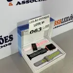 LOTE 063 - 01 SMARTWATCH COM MULTIPLAS PULSEIRAS (NO ESTADO, NÃO SABEMOS SE FUNCIONA. LEILÃO NÃO TEM GARANTIA E NEM DEVOLUÇÃO)