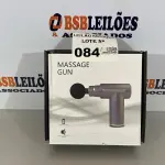 LOTE 084 - 01 PISTOLA DE MASSAGEM NA COR PRETA CROMADA (NO ESTADO, NÃO SABEMOS SE FUNCIONA. LEILÃO NÃO TEM GARANTIA E NEM DEVOLUÇÃO)