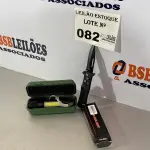LOTE 082 - 01 KIT LANTERNA MILITAR TÁTICA + CANIVETE (NO ESTADO, NÃO SABEMOS SE FUNCIONA. LEILÃO NÃO TEM GARANTIA E NEM DEVOLUÇÃO)