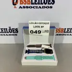 LOTE 049 - 01 SMARTWATCH COM MULTIPLAS PULSEIRAS (NO ESTADO, NÃO SABEMOS SE FUNCIONA. LEILÃO NÃO TEM GARANTIA E NEM DEVOLUÇÃO)