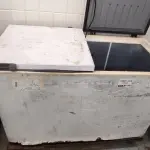 LOTE 007 - 01 FREEZER HORIZONTAL MARCA METALFRIO. (NO ESTADO DE CONSERVAÇÃO QUE SE ENCONTRA. LEILÃO NÃO TEM GARANTIA E NEM DEVOLUÇÃO).
