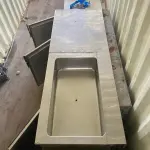 LOTE 042 - 01 BALCÃO REFRIGERADO DE 03 PORTAS. (NO ESTADO, NÃO SABEMOS SE FUNCIONA. LEILÃO NÃO TEM GARANTIA E NEM DEVOLUÇÃO).