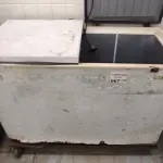 LOTE 007 - 01 FREEZER HORIZONTAL MARCA METALFRIO. (NO ESTADO DE CONSERVAÇÃO QUE SE ENCONTRA. LEILÃO NÃO TEM GARANTIA E NEM DEVOLUÇÃO).