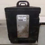 LOTE 008 - 01 CAIXA TÉRMICA HOT-BOX PARA REFEIÇÃO.(NO ESTADO DE CONSERVAÇÃO QUE SE ENCONTRA. LEILÃO NÃO TEM GARANTIA E NEM DEVOLUÇÃO).