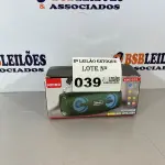 LOTE 039 - 01 CAIXA DE SOM BLUETOOTH NOVA (NO ESTADO, NÃO SABEMOS SE FUNCIONA. LEILÃO NÃO TEM GARANTIA E NEM DEVOLUÇÃO)