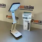 LOTE 058 - 01 ABAJOUR DE MESA LED (NO ESTADO, NÃO SABEMOS SE FUNCIONA. LEILÃO NÃO TEM GARANTIA E NEM DEVOLUÇÃO)