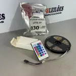 LOTE 030 - 01 FITA DE LED 5 METROS COM CONTROLE DE ILUMINACAO (NO ESTADO, NÃO SABEMOS SE FUNCIONA. LEILÃO NÃO TEM GARANTIA E NEM DEVOLUÇÃO)