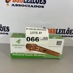 LOTE 066 - 01 MICROFONE PROFISSIONAL DOURADO (NO ESTADO, NÃO SABEMOS SE FUNCIONA. LEILÃO NÃO TEM GARANTIA E NEM DEVOLUÇÃO)