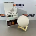 LOTE 083 - 01 LUMINARIA UMIDIFICADORA FORMATO LUA (NO ESTADO, NÃO SABEMOS SE FUNCIONA. LEILÃO NÃO TEM GARANTIA E NEM DEVOLUÇÃO)