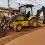 LOTE 002 - 01 RETROESCAVADEIRA MODELO VOLVO BL60, ANO 2009, SEM HORIMETRO (NO ESTADO)