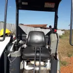 LOTE 001 - 01 MINI ESCAVADEIRA MODELO BOB CAT 325, ANO 2009, HORIMETRO 4000HR (NO ESTADO)