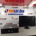 LOTE 180 - 01 CPU ITAUTEC INFOWAY SM 3330, PROCESSADOR PHENON X2, HD 500GB, MEMÓRIA 2GB DDR3 E 01 MONITOR COMPAQ MODELO WJ 674 A. (NO ESTADO, LEILÃO NÃO TEM GARANTIA E NEM DEVOLUÇÃO, SUJEITO A POSSÍVEIS AVARIAS VISÍVEIS/OCULTAS E/OU AUSÊNCIA DE COMPONENTES).
