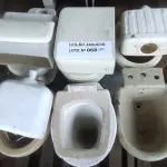 LOTE 068 - 05 VASOS SANITÁRIOS SENDO 02 COM CAIXA ACOPLADAS ,01 BIDÊ (NO ESTADO, NÃO SABEMOS SE FUNCIONA. LEILÃO NÃO TEM GARANTIA E NEM DEVOLUÇÃO).