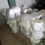 LOTE 015 - LUMINÁRIAS DE EMBUTIR (NO ESTADO, NÃO SABEMOS SE FUNCIONA. LEILÃO NÃO TEM GARANTIA E NEM DEVOLUÇÃO).