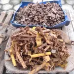 LOTE 075 - 01 LOTE COM TRAVAS DE ANDAIMES (NO ESTADO, NÃO SABEMOS SE FUNCIONA. LEILÃO NÃO TEM GARANTIA E NEM DEVOLUÇÃO).