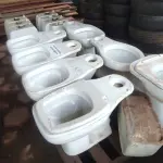 LOTE 067 - 07 VASOS SANITÁRIOS COM CAIXAS ACOPLADAS (NO ESTADO, NÃO SABEMOS SE FUNCIONA. LEILÃO NÃO TEM GARANTIA E NEM DEVOLUÇÃO).
