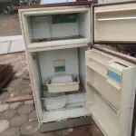 LOTE 083 - 01 GELADEIRA SEARS COLDPOT (NO ESTADO, NÃO SABEMOS SE FUNCIONA. LEILÃO NÃO TEM GARANTIA E NEM DEVOLUÇÃO).