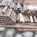 LOTE 080 - 01 LOTE COM CANOS EM PVC PARA MEDIÇÃO DE CONCRETO (NO ESTADO, NÃO SABEMOS SE FUNCIONA. LEILÃO NÃO TEM GARANTIA E NEM DEVOLUÇÃO).